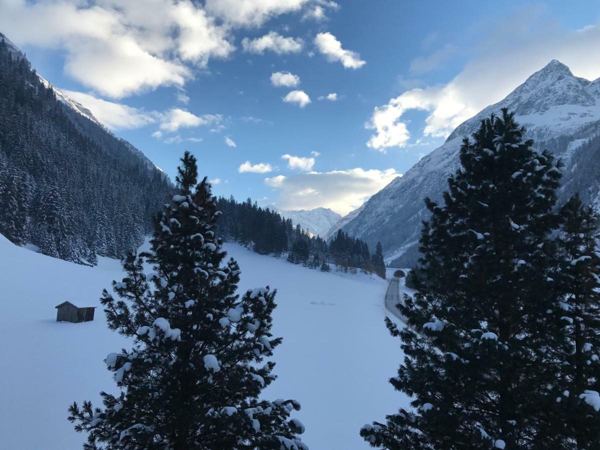 Appartements Dobler - S'Darhuam Sankt Leonhard im Pitztal Eksteriør bilde