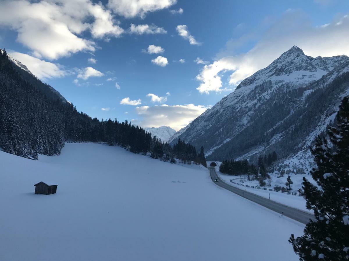 Appartements Dobler - S'Darhuam Sankt Leonhard im Pitztal Eksteriør bilde