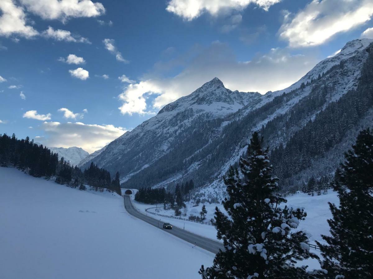 Appartements Dobler - S'Darhuam Sankt Leonhard im Pitztal Eksteriør bilde