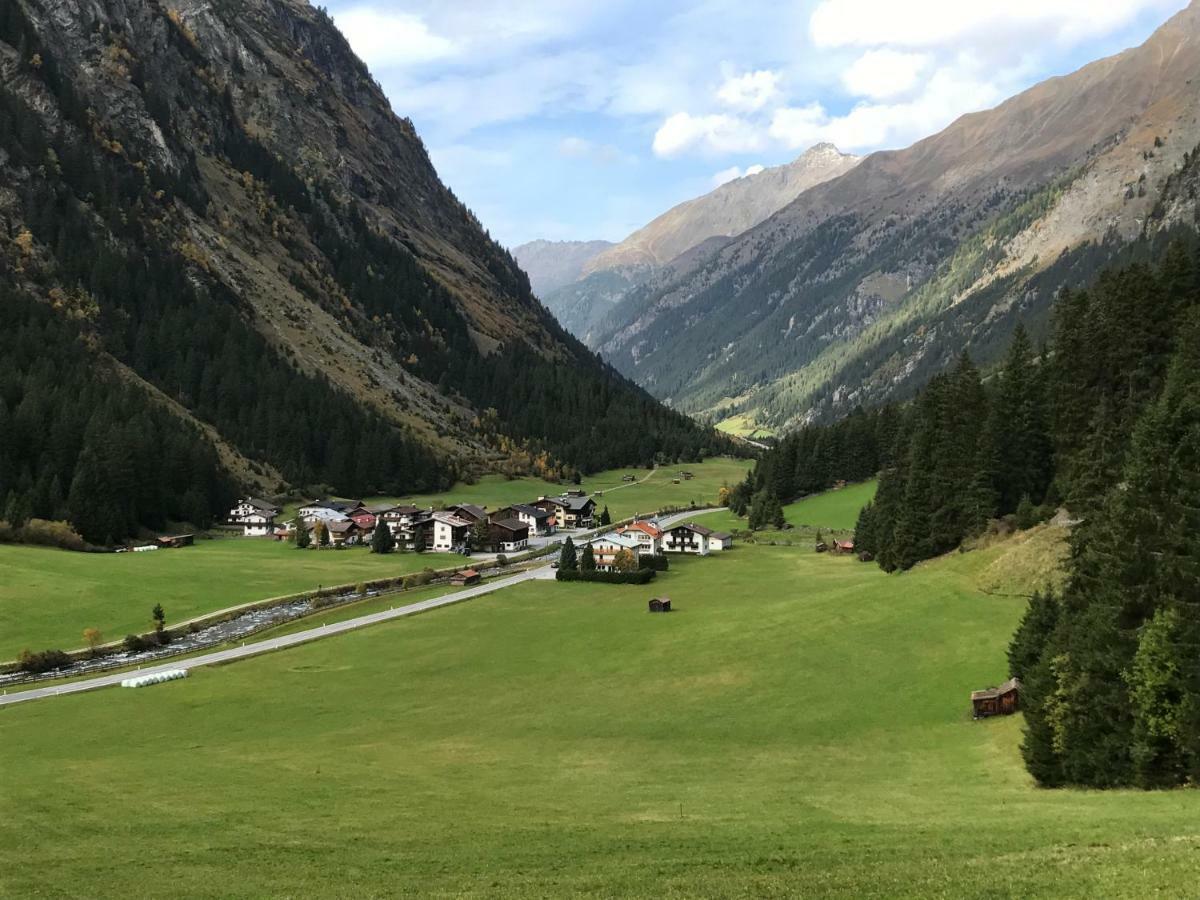 Appartements Dobler - S'Darhuam Sankt Leonhard im Pitztal Eksteriør bilde