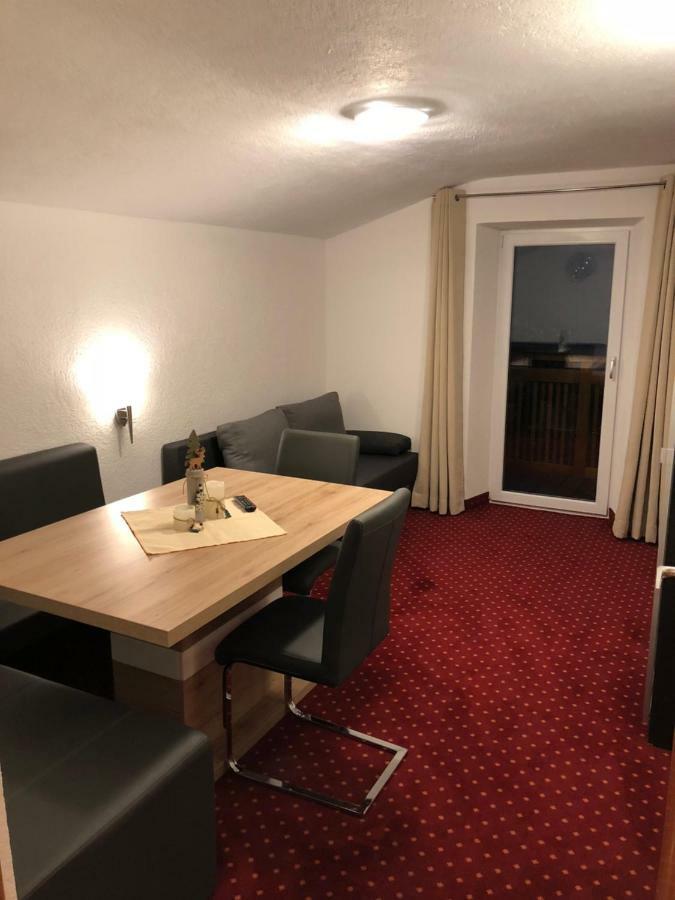 Appartements Dobler - S'Darhuam Sankt Leonhard im Pitztal Eksteriør bilde